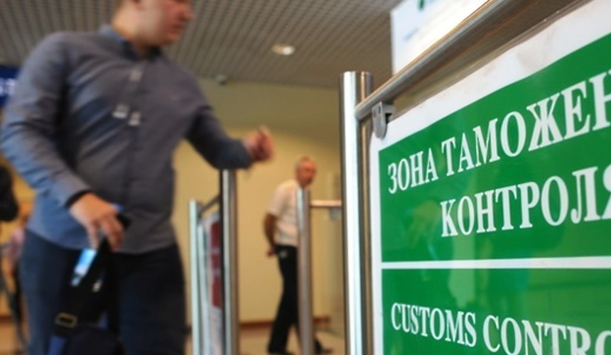 Госдума втрое повысит порог долга для запрета на выезд за границу