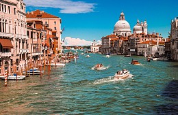 Итальянцы отказали туристу в визе после четырех долгосрочных шенгенов подряд