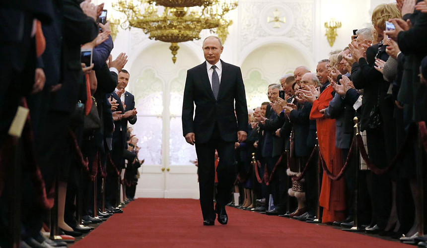 Путин поручил повысить доступность авиаперелетов для россиян