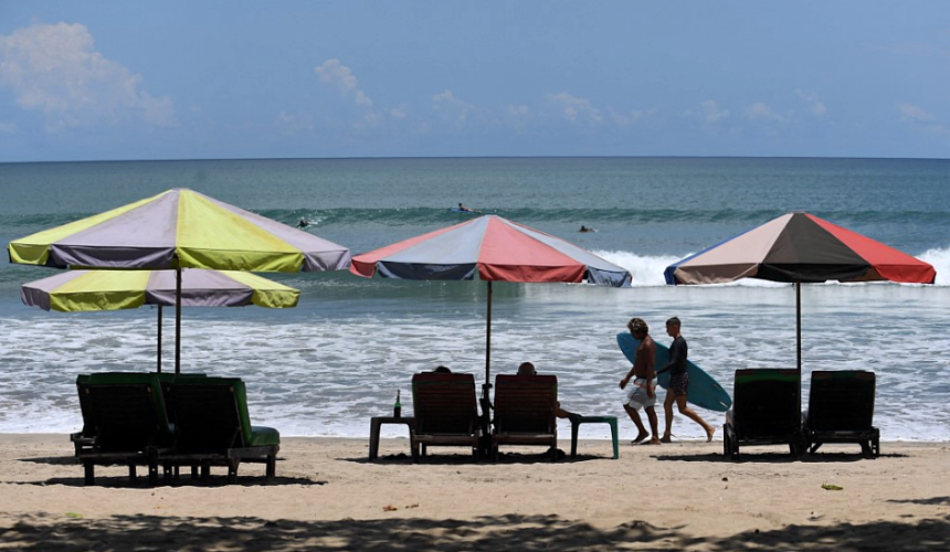На Бали вводят въездной налог для туристов
