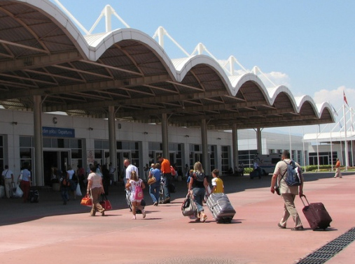 Вылеты чартеров в Турцию в этом сезоне ограничатся Антальей