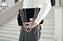 Авиакомпания «Победа» сняла ограничения по габаритам для портфелей и дамских сумочек