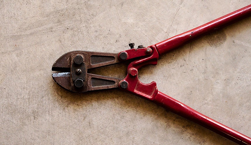 Банки сразу нескольких стран перестали работать с «Юнистрим»