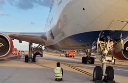 Самолет с российскими туристами в Пхукете прервал взлет по техническим причинам 