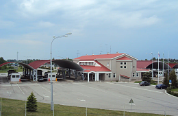 Российские пограничники пугают туристов сложностями въезда в Эстонию