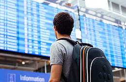 Отпуск туристов сократился из-за задержки рейса