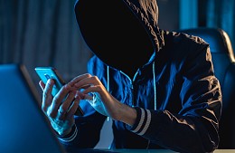 «Вал обращений»: в этом сезоне мошенники стали чаще обманывать туристов 