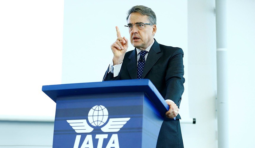 IATA призвала отказаться от обязательных карантинов для туристов