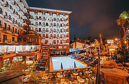 Туристы пожаловались на полное отсутствие воды в 4* отеле Турции