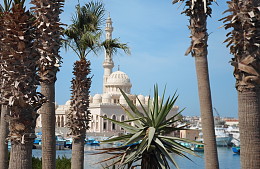 В исламском мире – Рамадан: что надо помнить туристам