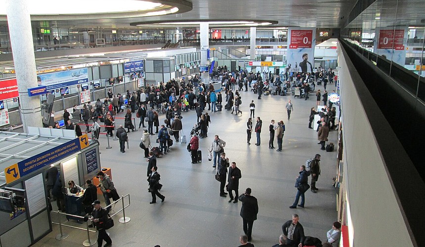 Туристам в Пулково понадобится больше времени на досмотр