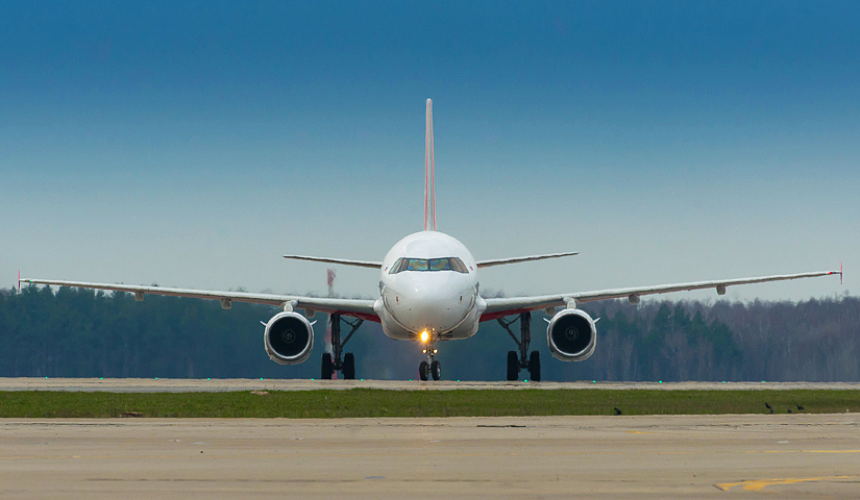 Рейсы Red Wings выполняются с задержками 7–13 часов