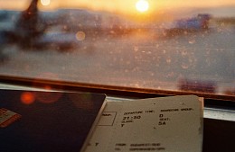 Совет Федерации решил обеспечить туристов несгораемыми авиабилетами