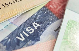 Каждый второй россиянин, обратившийся за американской визой, получил отказ