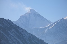Впервые на новую высоту: в Непале ищут россиянку, сорвавшуюся при восхождении на гору-восьмитысячник