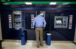 Карты большинства банков Турции по-прежнему работают за рубежом