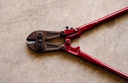 Банки сразу нескольких стран перестали работать с «Юнистрим»