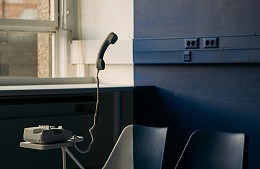 Туристы не могут дозвониться до визового центра Франции