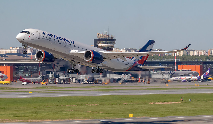 Депутат опоздал на рейс в Сочи и обвинил в этом «Аэрофлот»