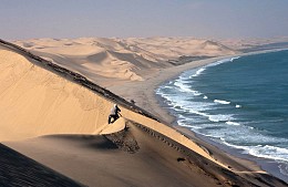 В Намибии двух российских туристов ограбили вооруженные бандиты