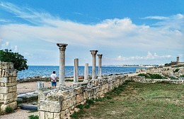 Спрос на отдых в Крыму вновь растет, но точечно