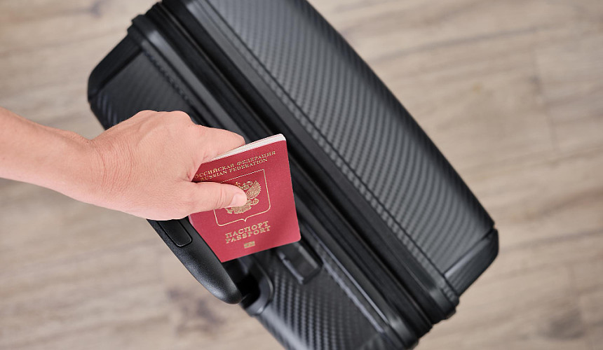 В Госдуме попросили разобраться с проблемой букв Е/Ё в загранпаспортах