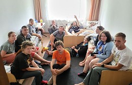 Российские туристы попали в перестрелку в Киргизии и лишились документов