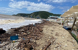  Туристы под Туапсе публикуют видео заваленных мусором пляжей
