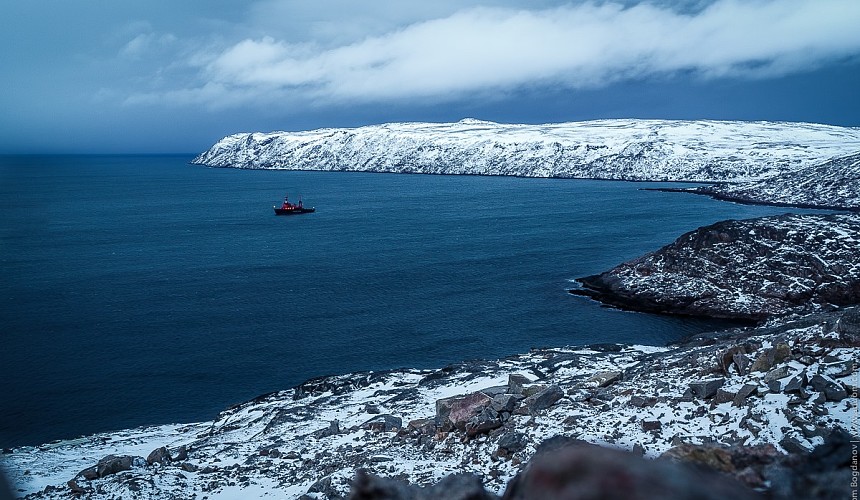 Туристы в Териберке заплатят за тропинки с поручнями