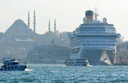 Royal Caribbean приняла решение не заходить в порты Турции в 2018 году