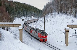 Замерзшие туалеты и холод: поезда не выдержали столичных морозов