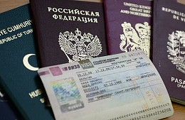 Русскоязычные иностранцы жалуются, что на границе у них аннулируют визы РФ