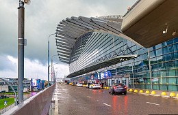 Туристам на личных авто придется больше платить за парковку во Внуково