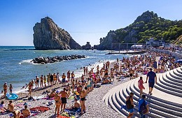 «Лгун и подлец»: в Крыму жестко ответили президенту Украины по поводу слов об отсутствии туризма