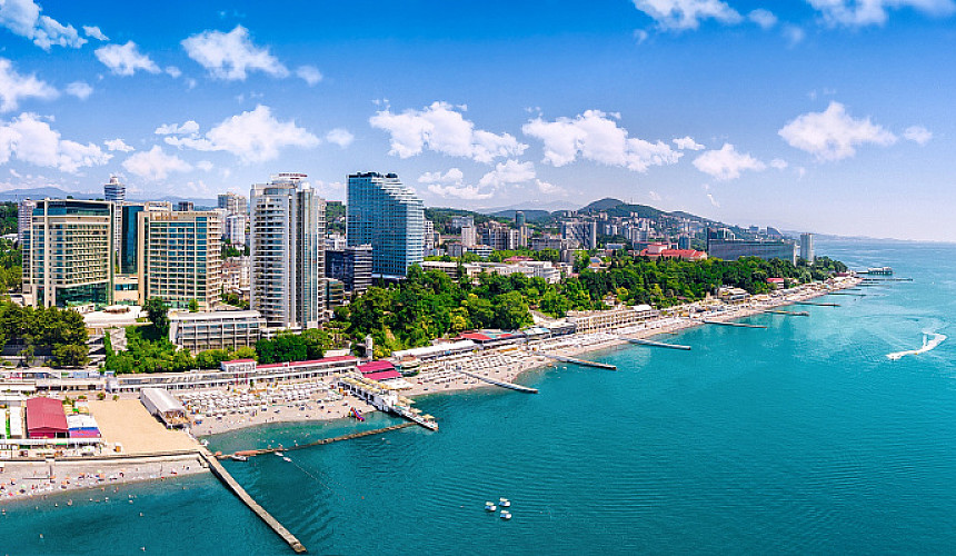 На 8 Марта премиальные отели Сочи подняли цены до 60%, а перелет подорожал вдвое 