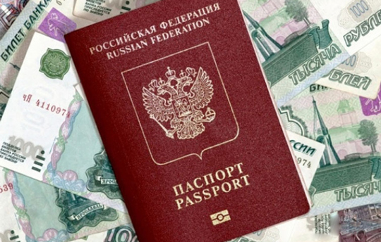 Приставы дадут возможность должникам рассчитаться в аэропорту перед вылетом