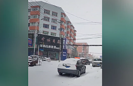 Российские туристы на сутки застряли в Китае из-за мощного снегопада