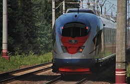На «Сапсанах» Москва – Питер почти распроданы места эконом на майские праздники