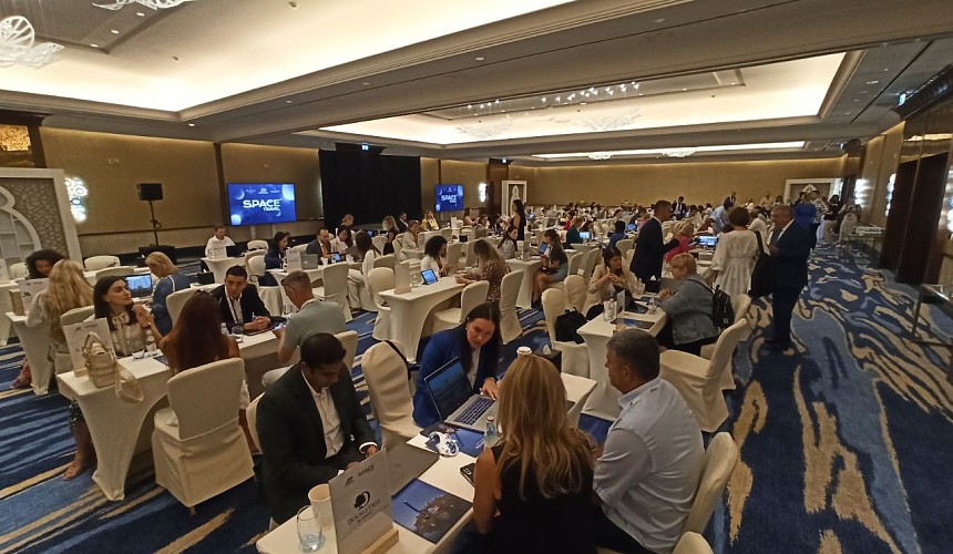 Российские туристы помогли заполнить отели в Арабских Эмиратах летом