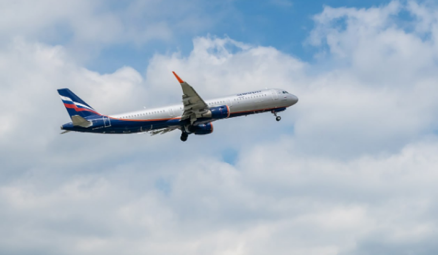 Бортпроводникам «Аэрофлота» запретили брать с собой багаж