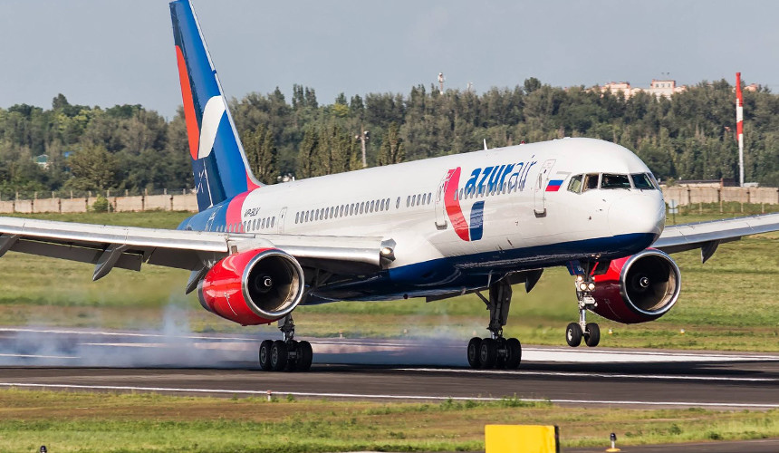 ANEX Tour продолжает пересаживать купивших туры в Мексику на Azur Air