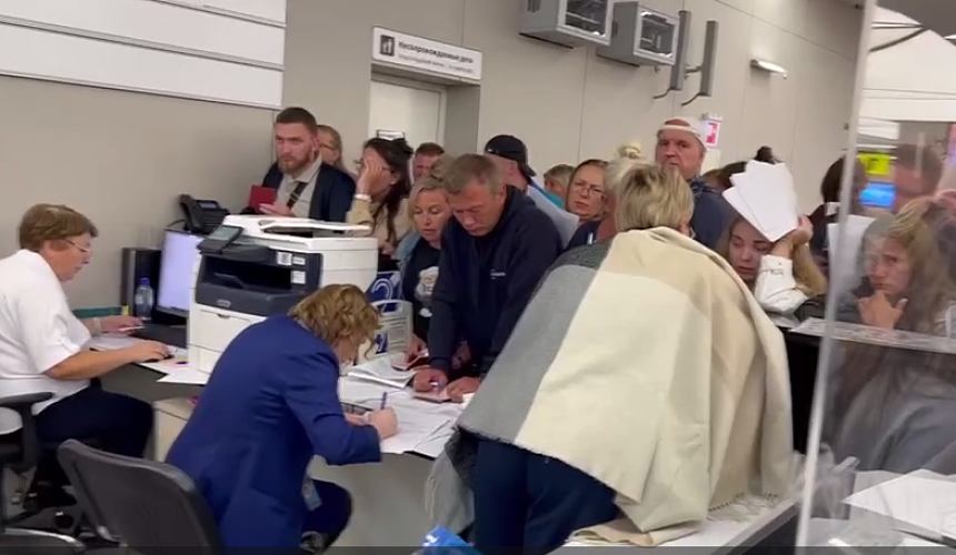 Пассажиры египетской AlMasria прилетели в Москву без багажа