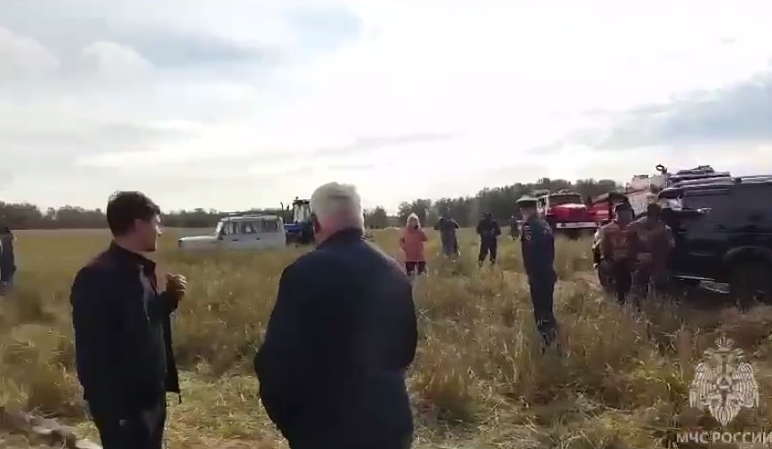 Пассажиры самолета «Уральских авиалиний»  рассказали об экстренной посадке в поле