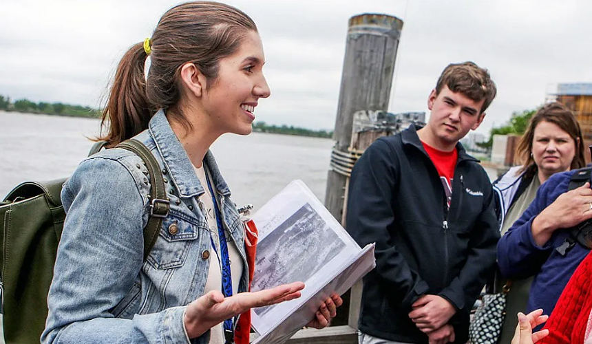 Экскурсоводов-самозванцев будут штрафовать на 500 рублей 