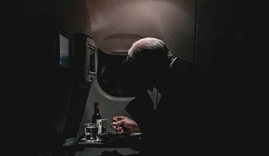 Артемию Лебедеву предложили слетать на Ямал за нарезкой оленины