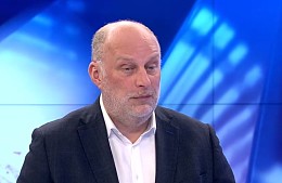 Китайским туристам не хватает турфирм для поездок в Петербург