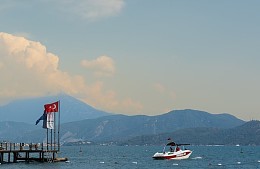 Короткий тур в Сочи на 8 Марта обойдется в 60 тысяч на двоих, в Турцию – вдвое дороже