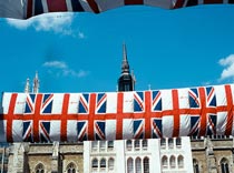 Спрос на Англию меньше на 3–50%