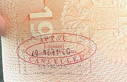 Российского туриста, прилетевшего в Грузию, депортировали в Стамбул на том же самолете