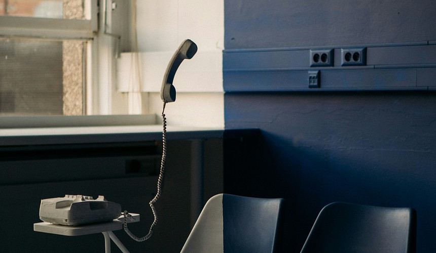 Туристы не могут дозвониться до визового центра Франции